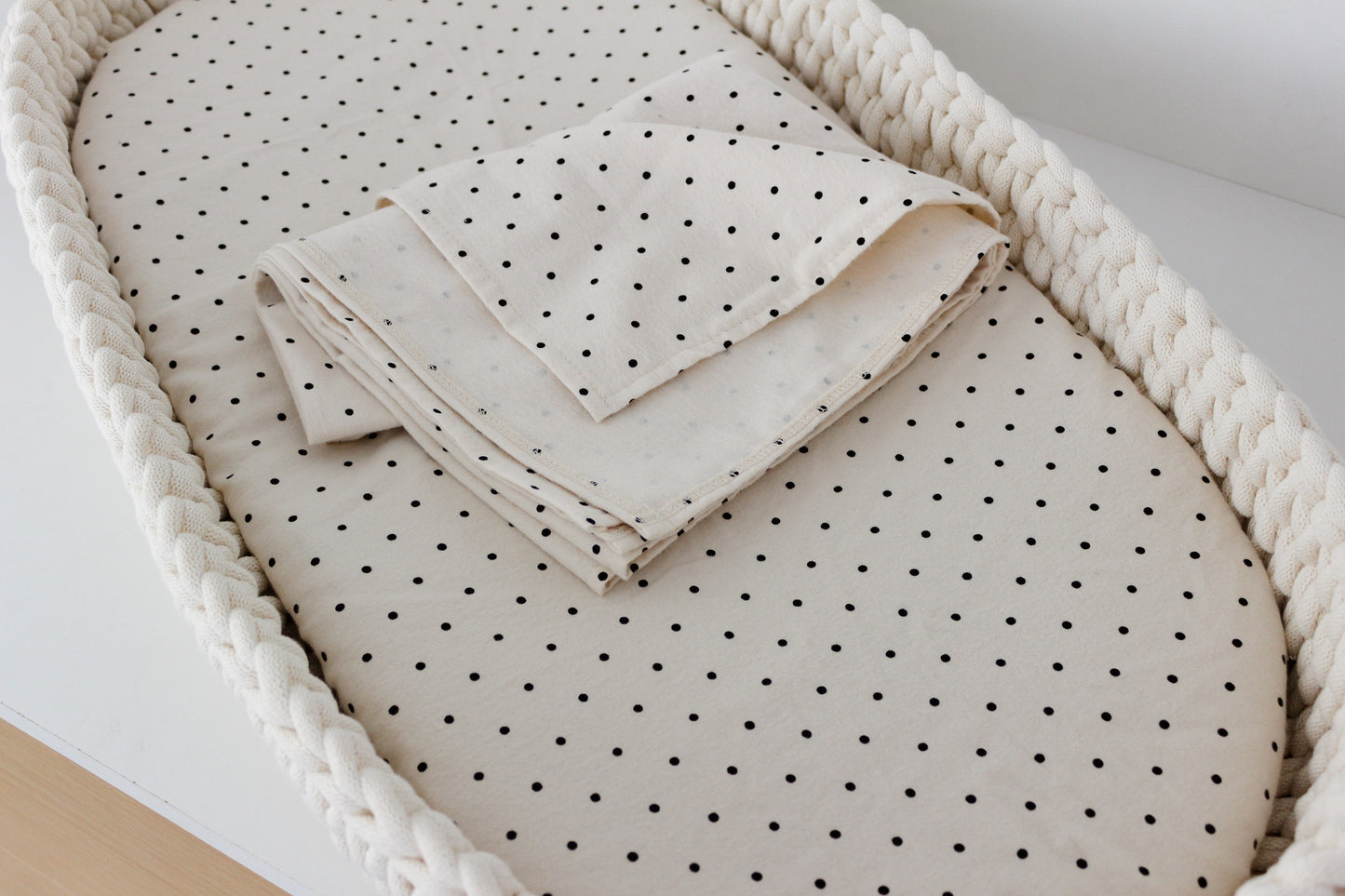WARM COTTON FITTED SHEET | BLACK DOTS on MILK
