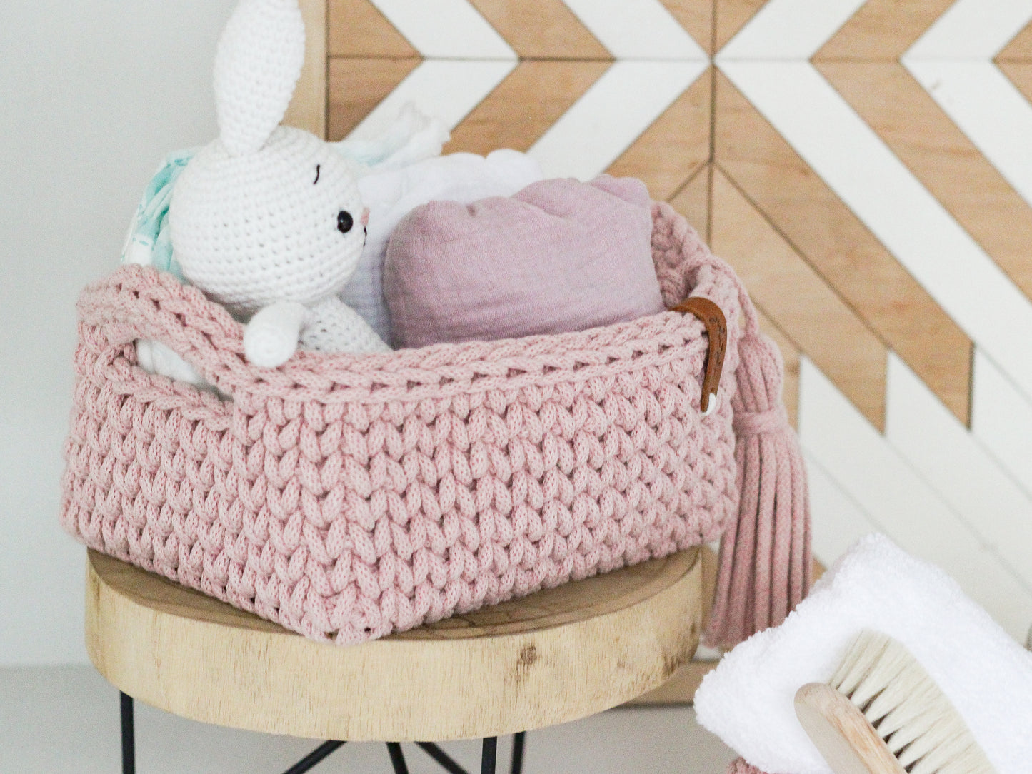 RECTANGLE BASKET MEDIUM | PASTEL PINK