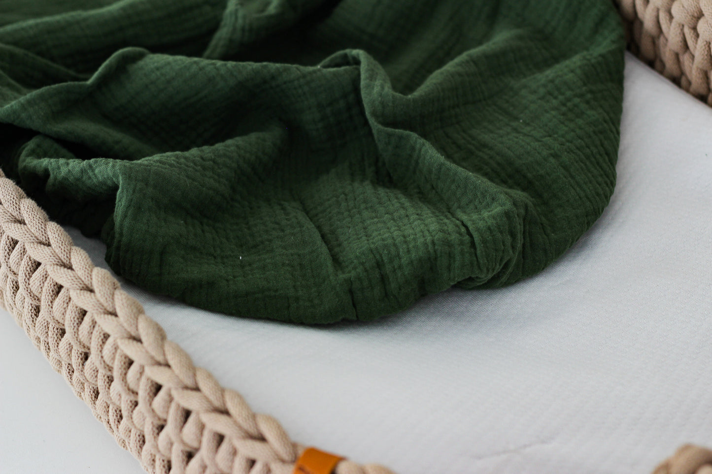 MUSLIN FITTED SHEET | EUCALYPTUS