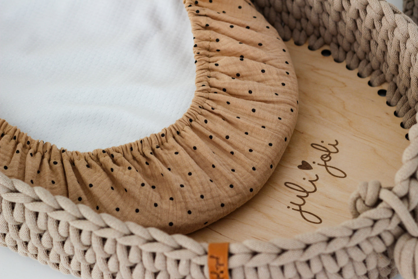 MUSLIN FITTED SHEET | DOTS on CARAMEL