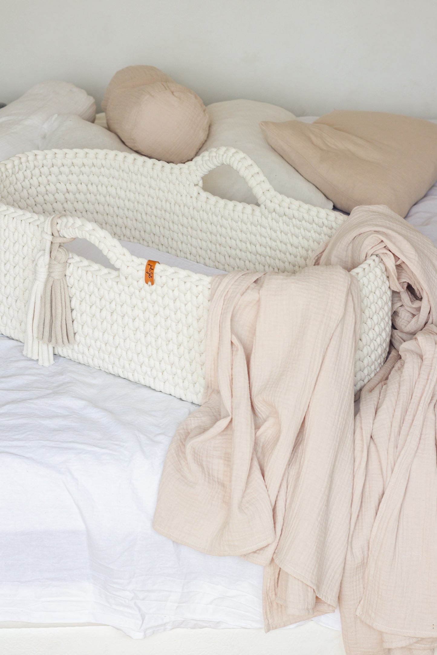BABY MOSES BASKET | NATURAL