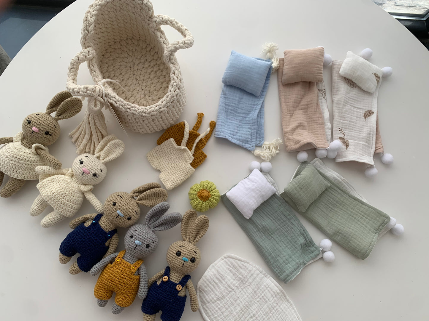 SET OF 22cm MINI DOLL MOSES BASKET + BUNNY + LINENS | NATURAL