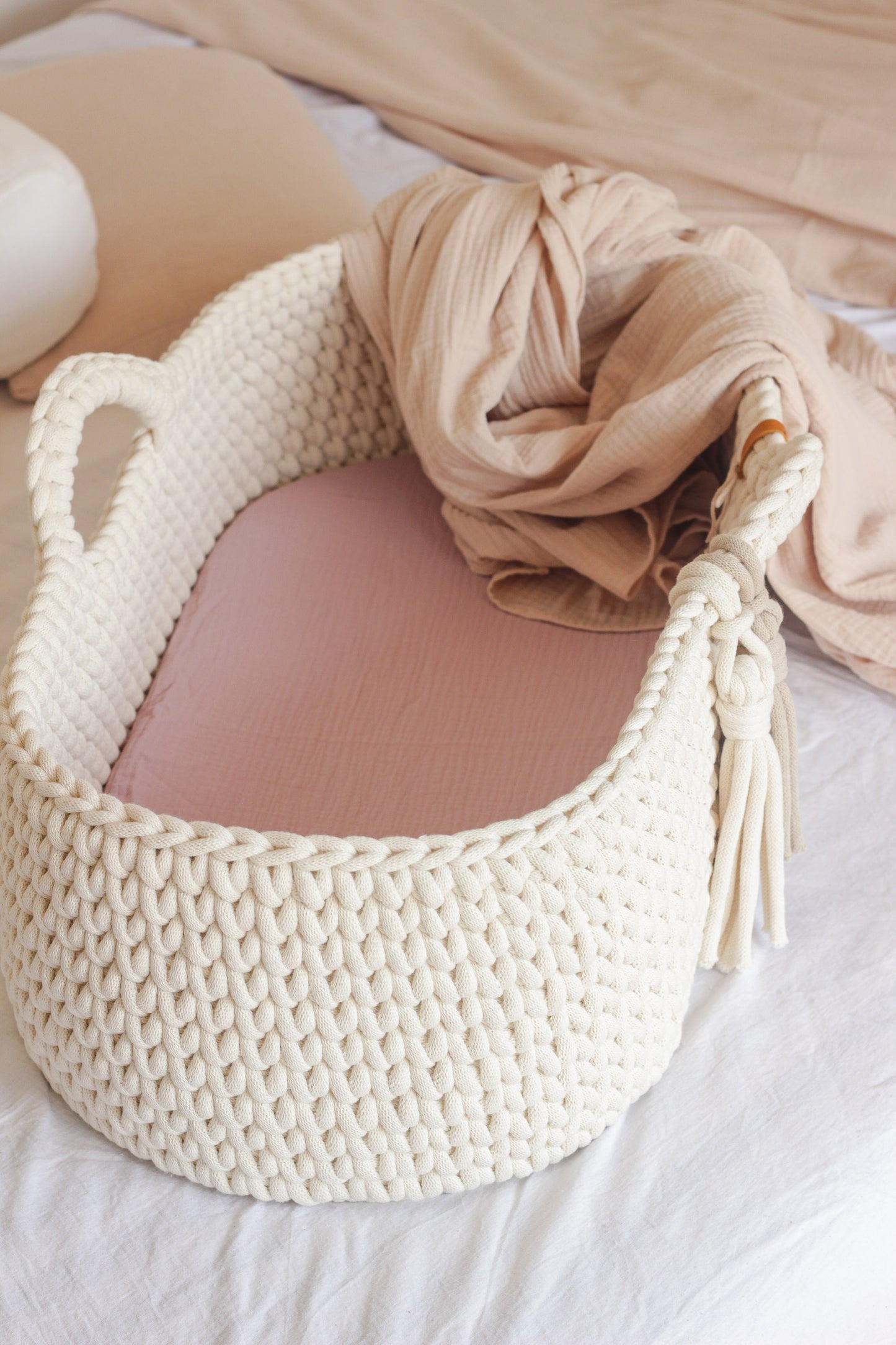 BABY MOSES BASKET | MAUVE