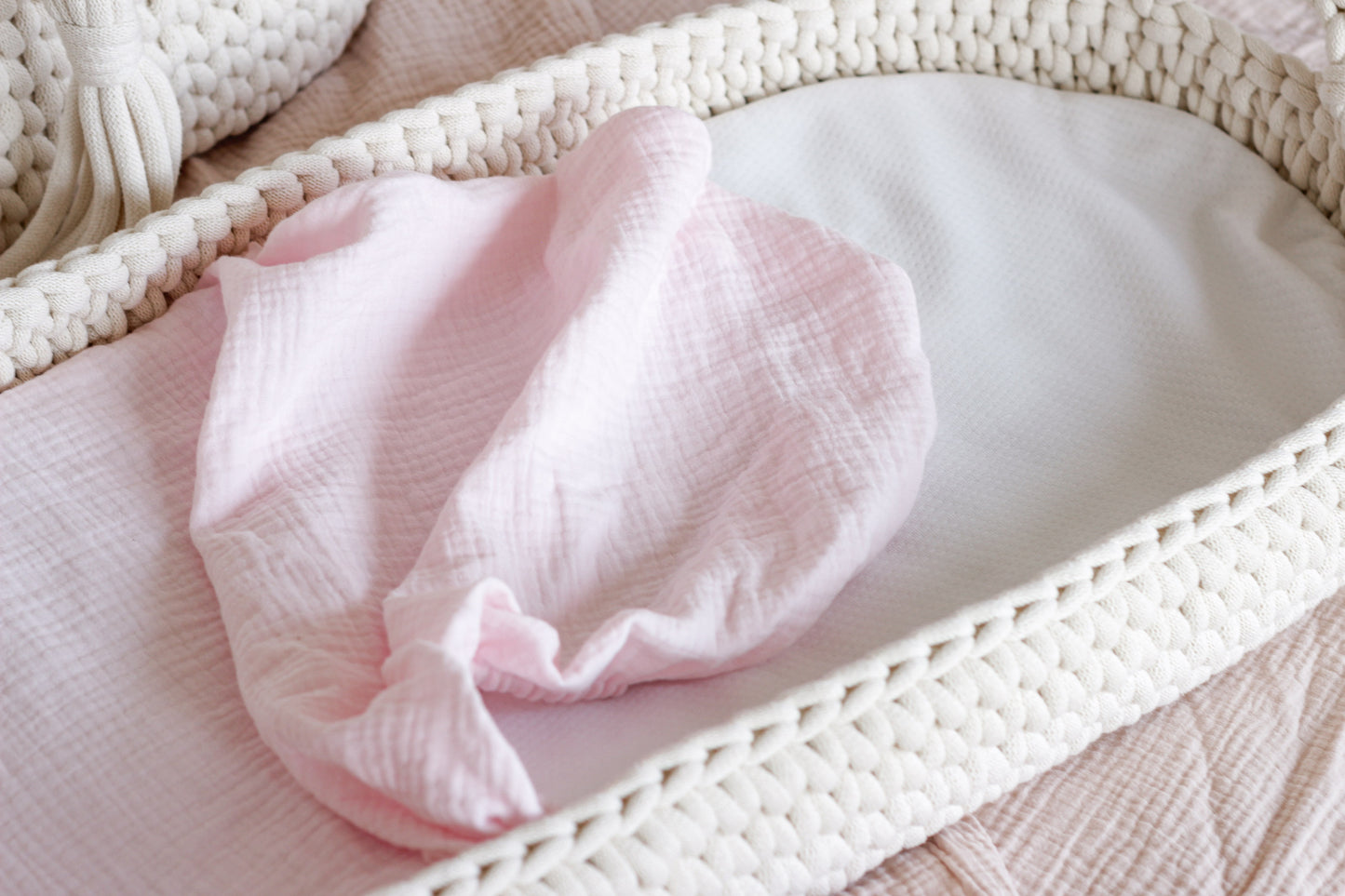 MUSLIN FITTED SHEET | PINK