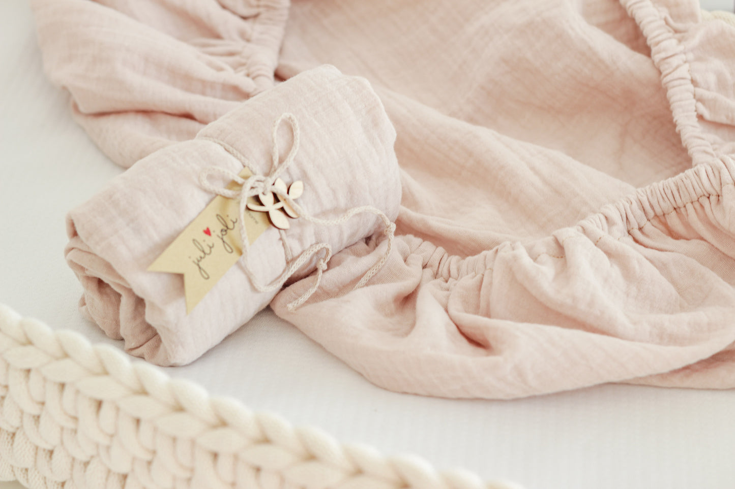 MUSLIN FITTED SHEET | LIGHT BEIGE