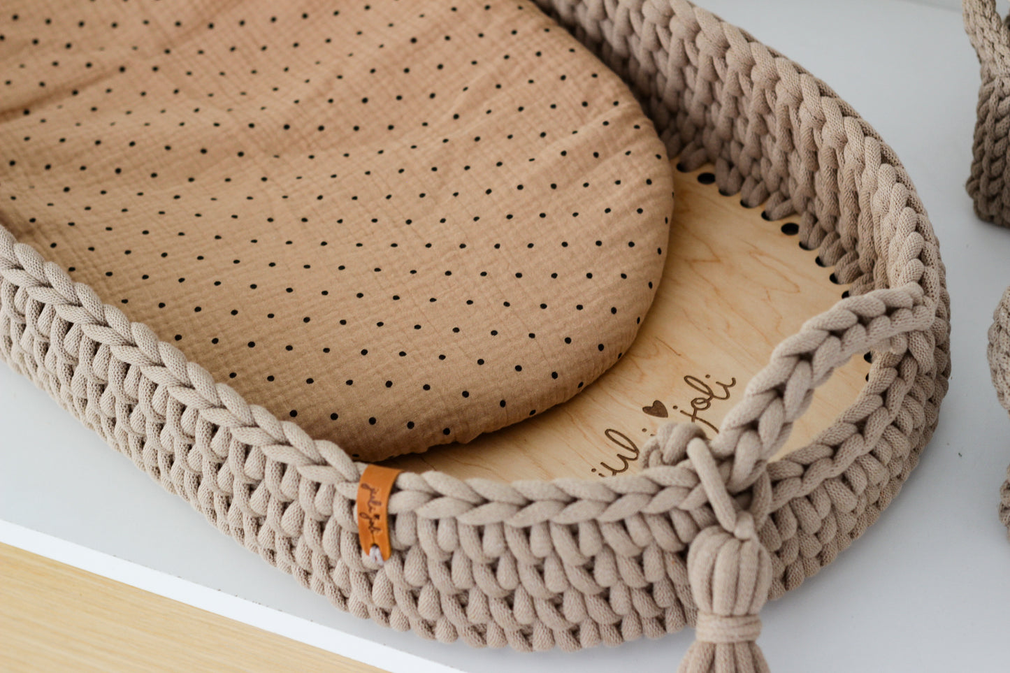 MUSLIN FITTED SHEET | DOTS on CARAMEL